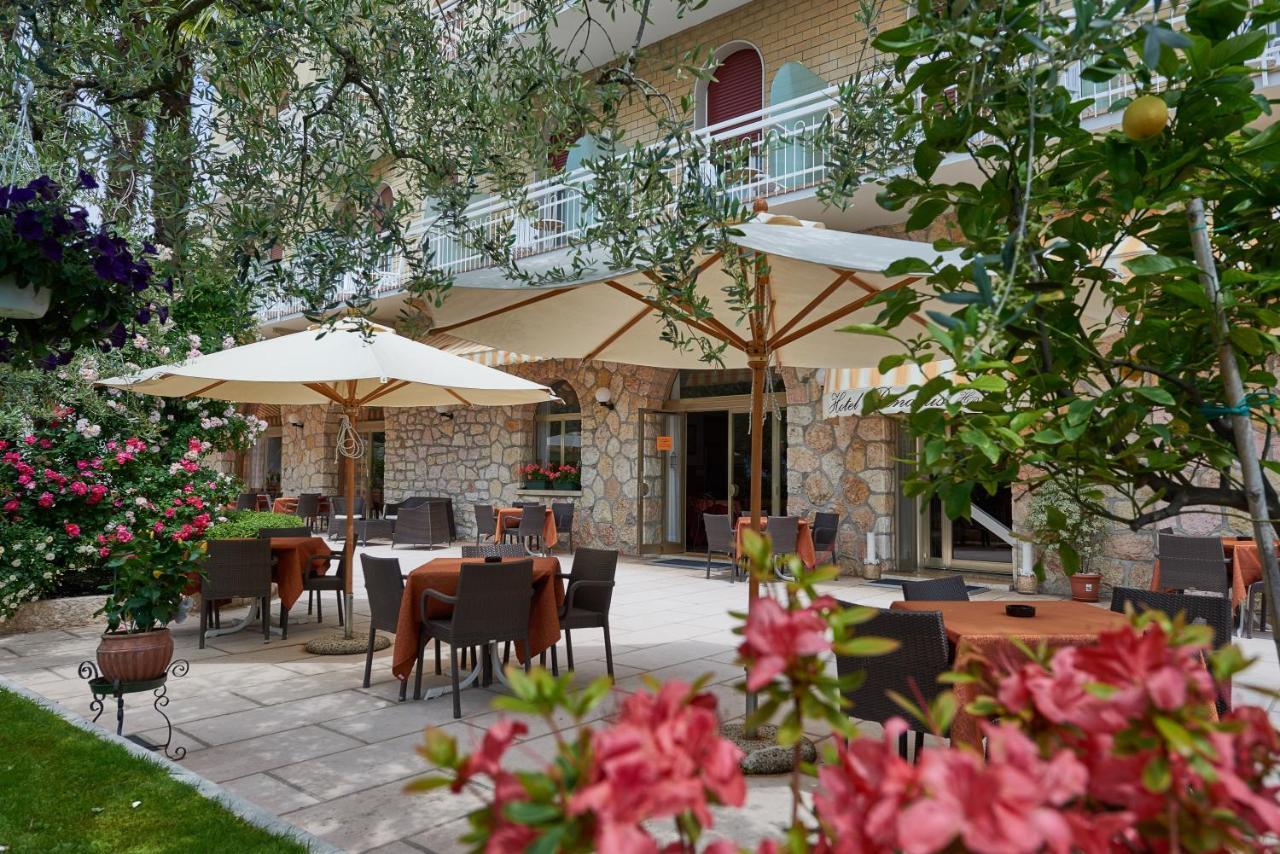 Hotel Benacus טורי דל בנקו מראה חיצוני תמונה
