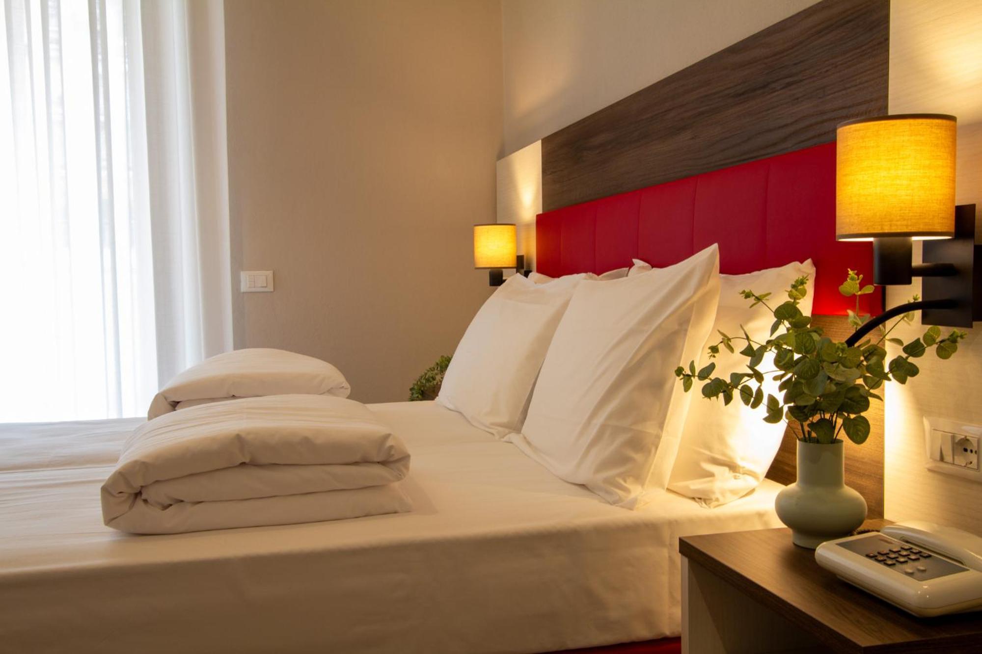 Hotel Benacus טורי דל בנקו מראה חיצוני תמונה