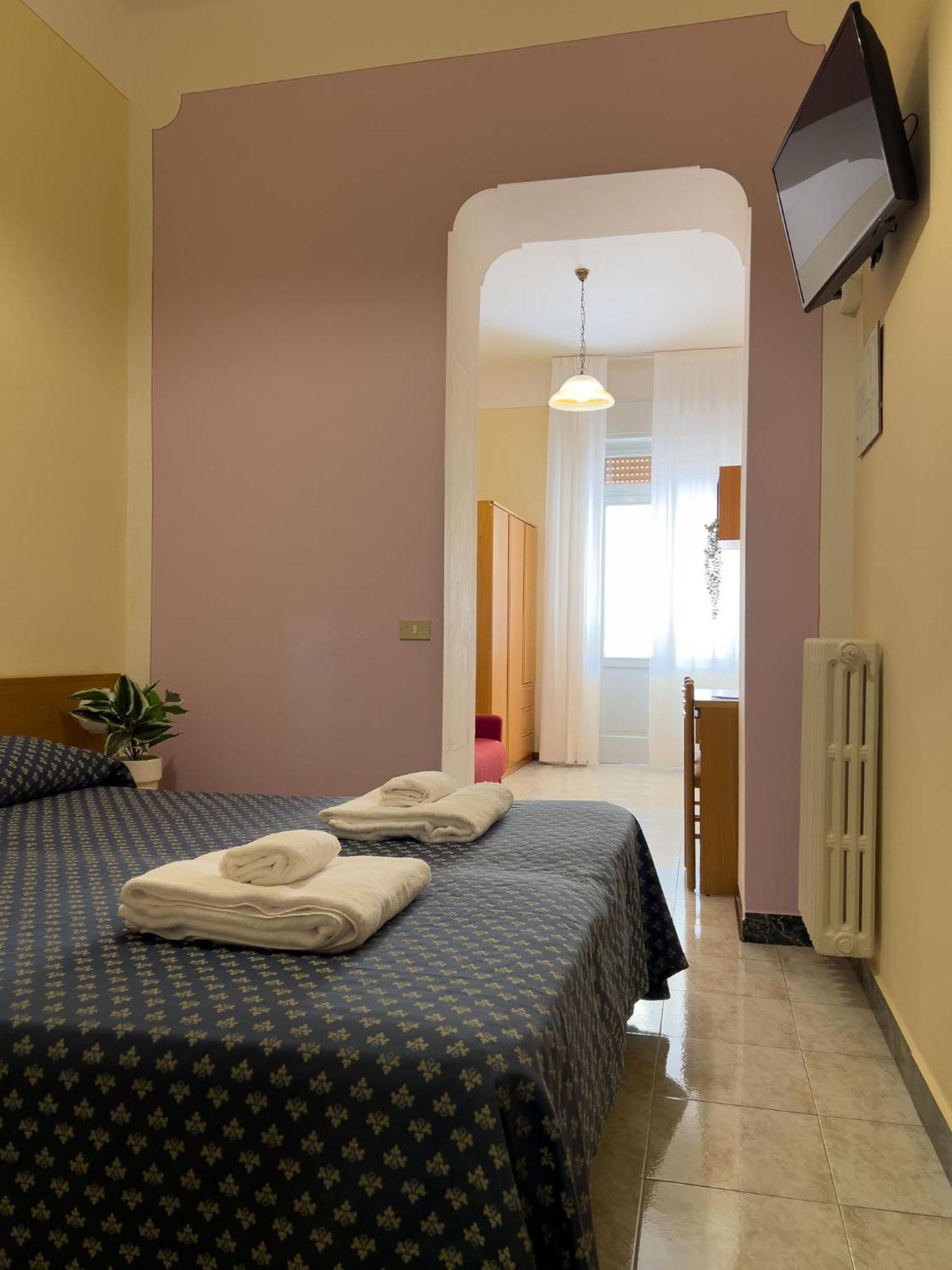 Hotel Benacus טורי דל בנקו מראה חיצוני תמונה